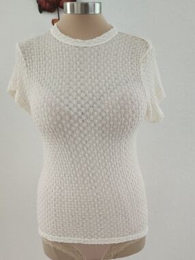 DKNY JEANS | Cream Lace-Texture Short Sleeve Women's Top